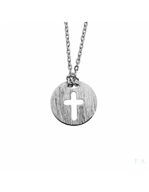 Colar com medalha recortada com cruz