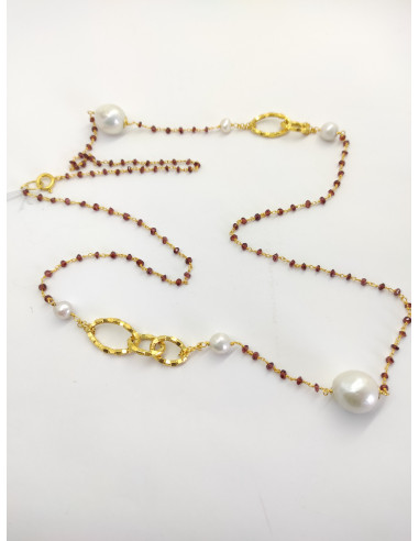 Colar com pedras