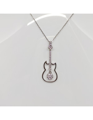 Volta com guitarra com pedras cravadas