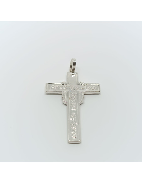 Cruz com cara de Cristo